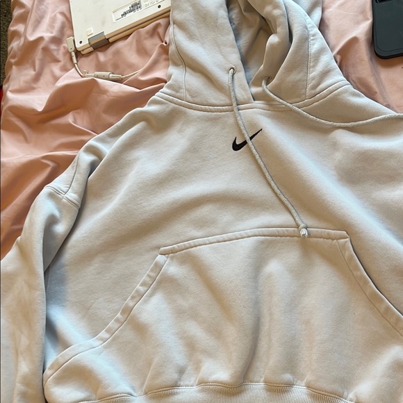 Nike white Hoodie - Picture 1 of 1